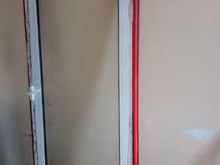 Дверь со стеклопакетом