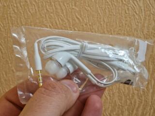 Наушники Samsung EO-HS330