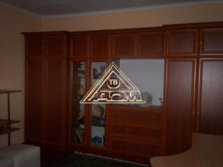 Продается пытикомнатный дом на Слободке