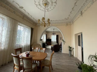 Продам 2-х этажный дом  в р-не Ивановского моста