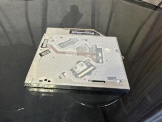 Дисковод MacBook Pro 13 2015.
