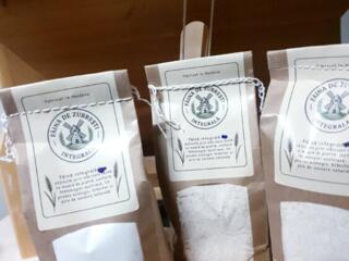 Свежая натуральная мука собственного производства