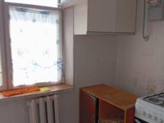 2-х комнатная квартира 5/5.Большая лоджия. Балка, 18 школа, Стоматология