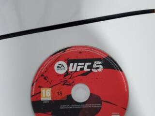 UFC 5 для PS5 Состояние - новое