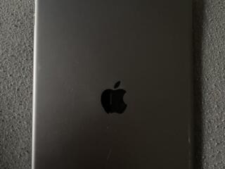 Продаю айпад 9 поколения