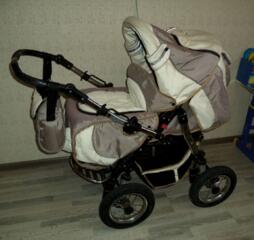 Carucior universal pentru copii Iarna - Vara (0-3 ani). Stare buna.