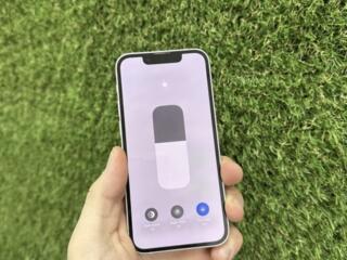 Продам iPhone 13 mini