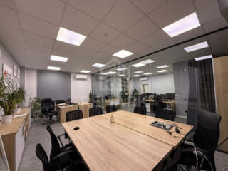 Chirie spațiu comercial/oficiu full mobilat, la parter, cu geamuri ...