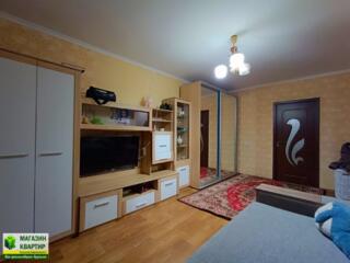 Продается 2 к. квартира с просторными комнатами ул. Одесская