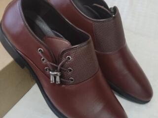 Продаются мужские туфли осень