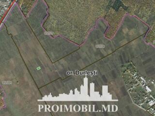 Spre vânzare se oferă teren pentru construcții, situat în Durlești. ..