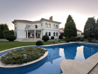 Продам двухэтажный премиальный дом в г. Одессе. Общей Площадью 473 ...