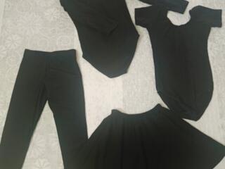 Продам детскую одежду для гимнастики или танцев