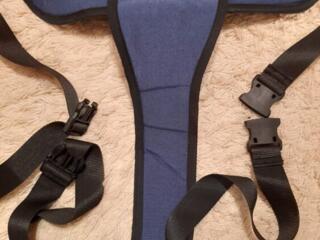 Фиксирующий пояс для инвалидной коляски с паховой вставкой