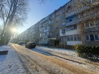 Apartament cu 2 camere, Botanica.