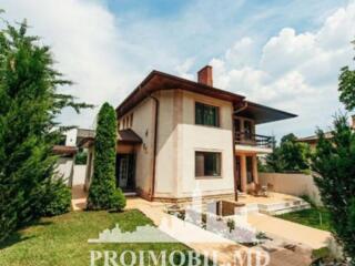 Se oferă spre chirie casă în 2 etaje,cu suprafața totală de300mp + 6 .