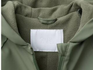 Продам демисезонный комбинезон