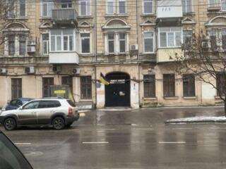 Предлагается в продажу комната в коммунальной квартире. Комната ...