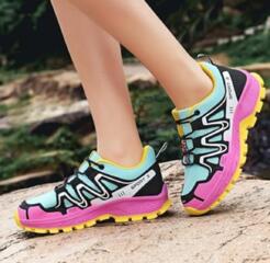 Продам кроссовки