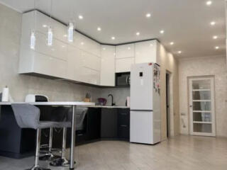 Продам трёхэтажный таунхаус 130 кв. м., Царское село.