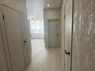 Продам евродвушку 40 кв. м., новый дом, жк Приморские Сады.