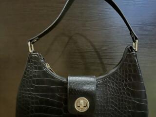 Продам сумку.