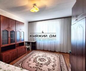 Є генератор! Видова 2-кімн. роздільна квартира м. Шулявка. вул. ...