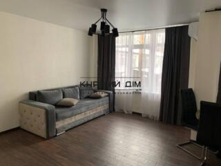 Є генератор! Оренда 2 поверху в таунхаусі загальною площею 50 кв.м., .