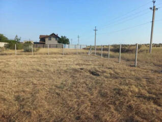 В продаже земельный участок общей площадью 20 соток, легко делится на 