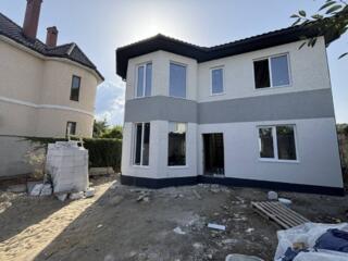 Продается новый частный двухэтажный дом в Крыжановке, расположенный ..