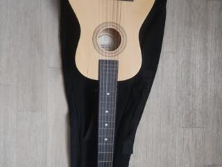 Продам гитару для детей и самых маленьких