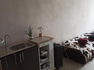 Продается комната, 24кв метра, потолок4 метра, серый вариант Бачей Ной