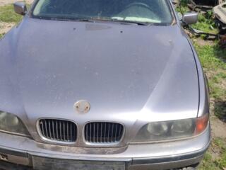 Разбираю БМВ е39 е38