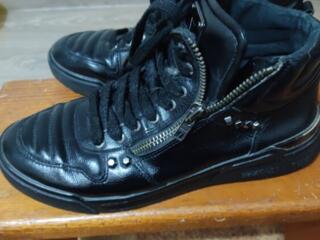 Кожаные Ботинки Guess 40р.