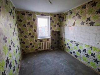 Продается большая 3комн+2 лоджии Центр Орхидея отличн планировка Чешка