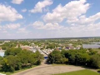 Продам дом в Одесском районе Кагарлык. В самом центре где стадион. ...