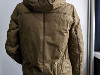 Куртки в хорошем состоянии, освобождаю шкаф.