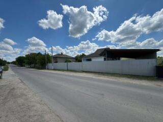 Chirie spațiu comercial 700m2 satul Mîndreștii Noi