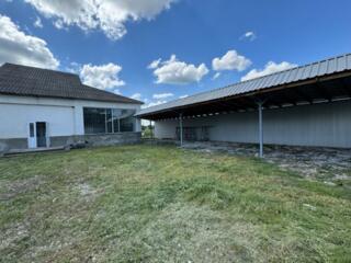 Spațiu comercial 700m2 satul Mândreștii Noi raionul Sângerei