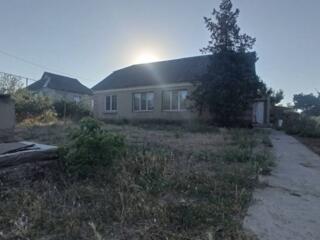 Предлагается к продаже дом 140 кв.м. Свет, газ, вода в доме. Дом под .