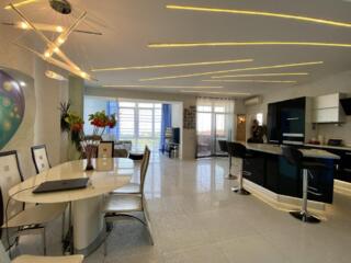 Продажа квартиры с прямым видом на море 10 ст. Фонтана