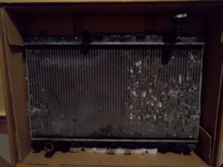 Продам радиатор охлаждения б/у