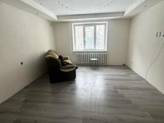 Продается 3х-комнатная квартира на Западном. ТОРГ!!!