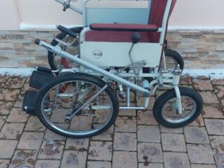 Продам инвалидную коляску.