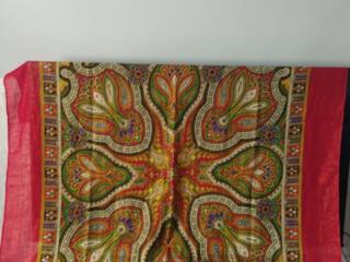 Продам новые, ткань платок Япония новый размер 132 на 132см