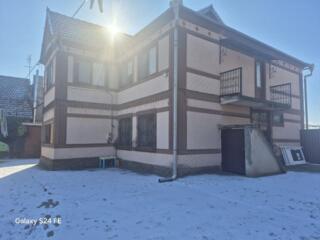 Парканы, 2-х этажный дом