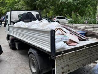 Evacuam deseuri coborim saci