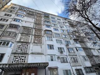 Продаю квартиру на Чеканах