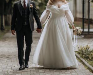 Продам свадебное платье