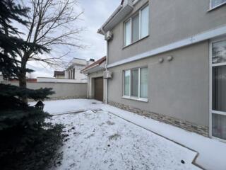 Великолепный 2х этажный дом в Одессе в Совиньоне, в 700 метрах от моря